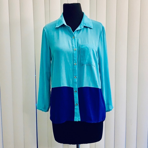 3 Forever 21 long sleeve button down blouses. - Picture 7 of 16